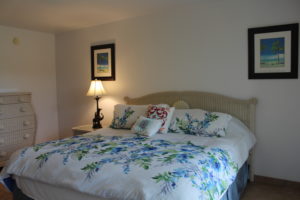 Master Bedroom - Keywest Beachside Condo